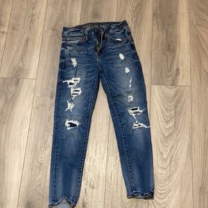 American eagle ripped skinny jeans